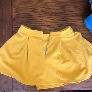 Yellow skirt
